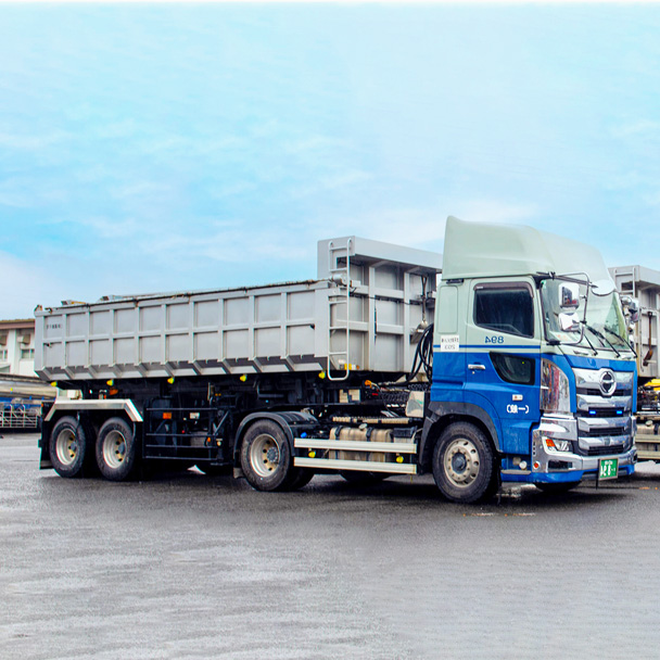 ダンプトレーラー車画像